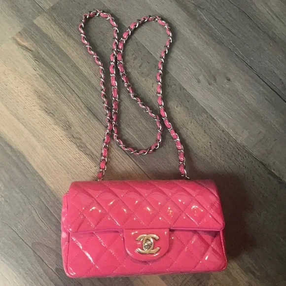 CHANEL ★ Chanel Mini llic Like a Wallet Flap Bag Pink Chanel Wallet On Chain (WOC) Mini Pink Caviar - Luxe Du Jour